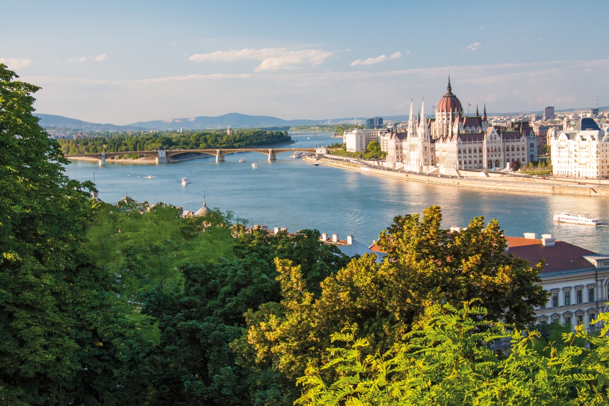 Spektakuläre Metropolen an der Donau