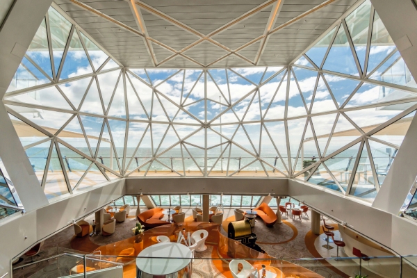 Mein Schiff 4