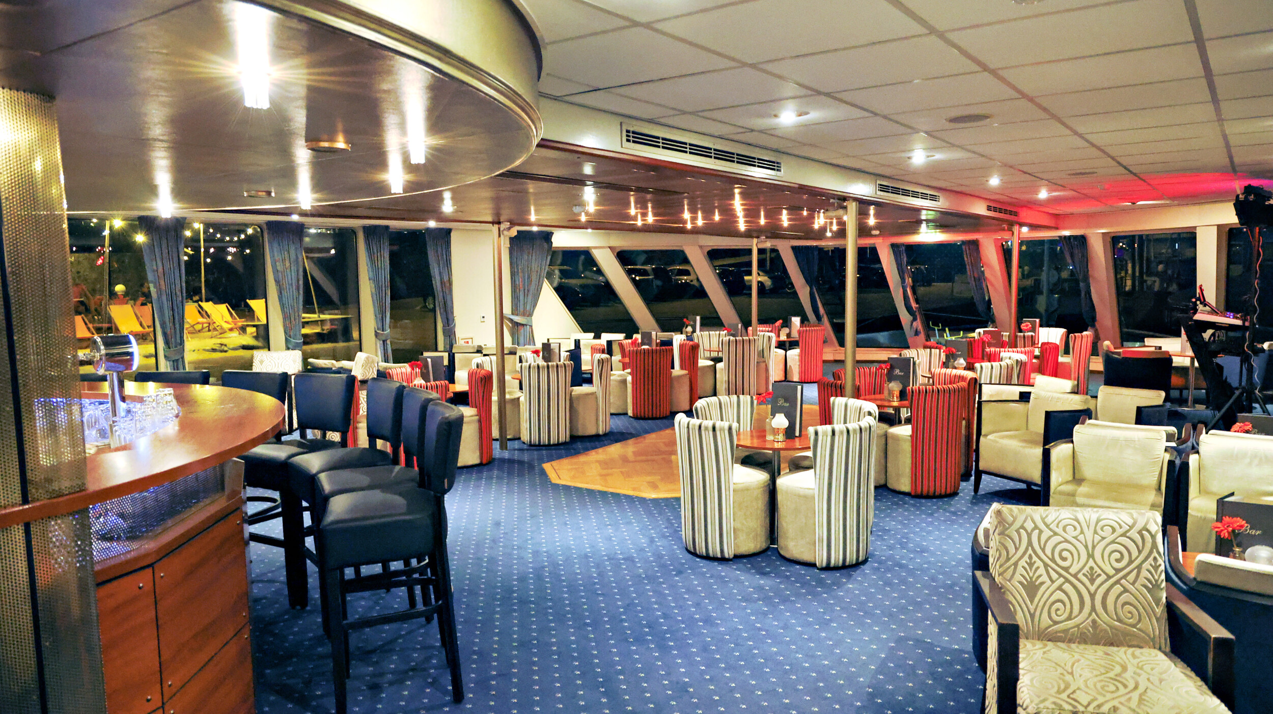 Dutch_Grace_Lounge-9.jpg