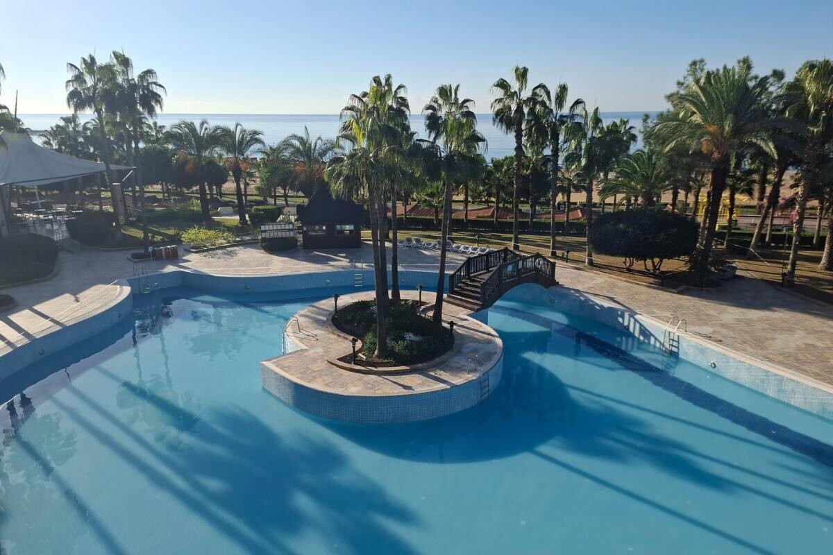 Kamelya Selin Hotel Pool