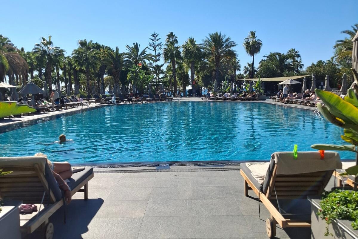 Miramare Beach Resort Pool