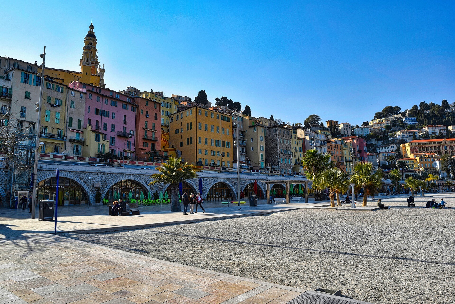 lecreusois-menton-7093377_1920.jpg
