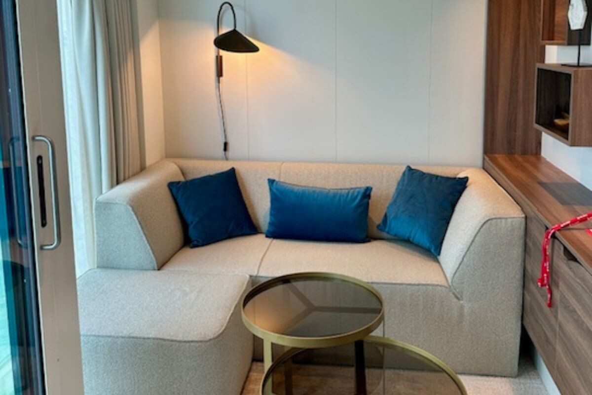 AMADEUS Amara Sofa