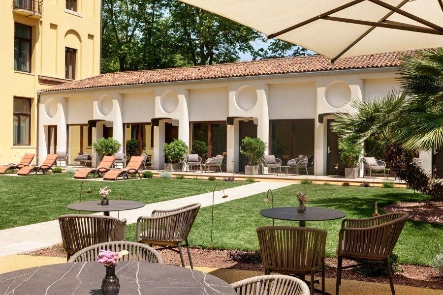 Hotel_Indigo_Venice_Garten_web.jpg
