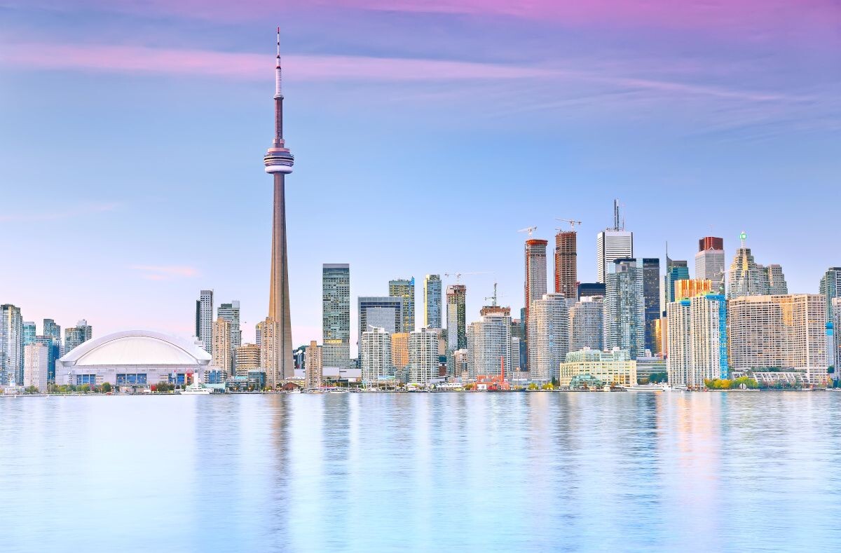 1Toronto_AdobeStock_86603878