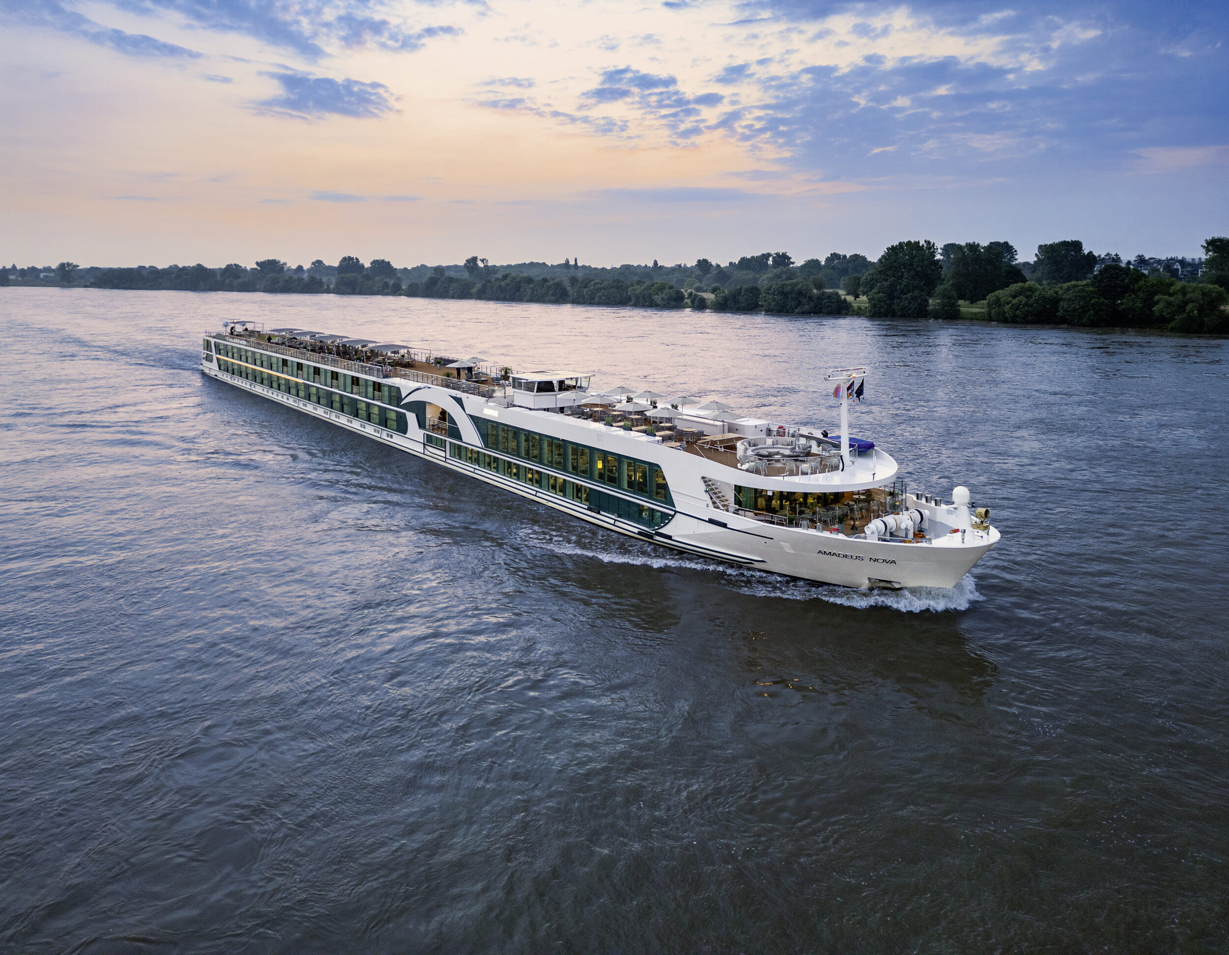 AMADEUS_Nova__Exterior_View._Exterior_View_of_the_AMADEUS_Nova_cruising_Lueftner_Cruises_Amadeus_Moving_Pictures(2).jpg